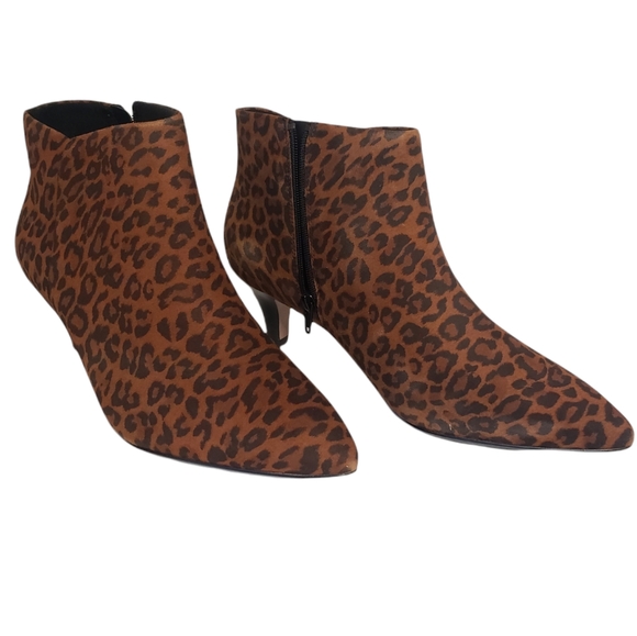Clark's Linvale Sea Dark Tan Leopard Ankle Boot Womens 9.5 WITH BOX - Picture 6 of 15